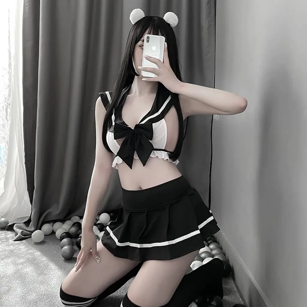 Cosplay học sinh Nhật Bản khoét ngực sexy quyến rũ váy xếp ly nữ sinh hở lưng đen xám đáng yêu N770