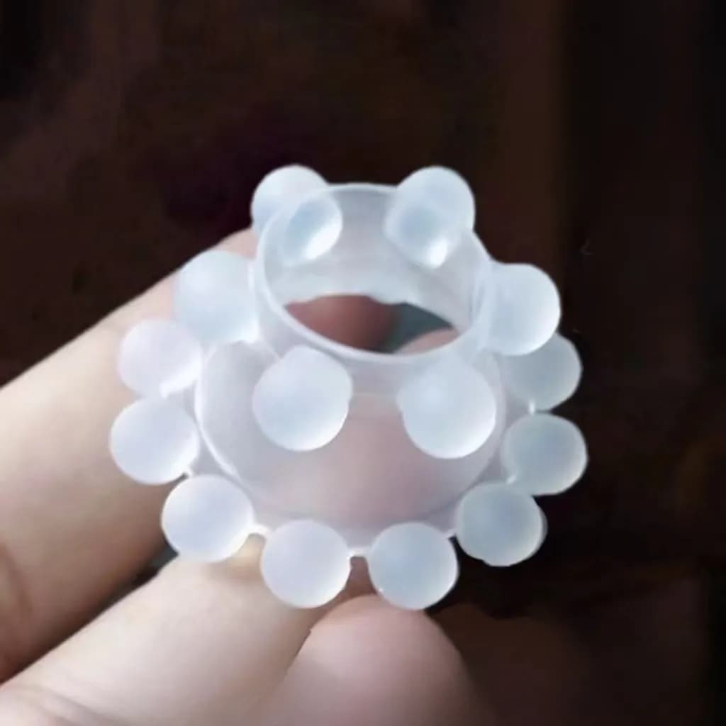 Bao Đeo Dương Vật Silicone 18 Hạt Bi Nổi Co Giãn